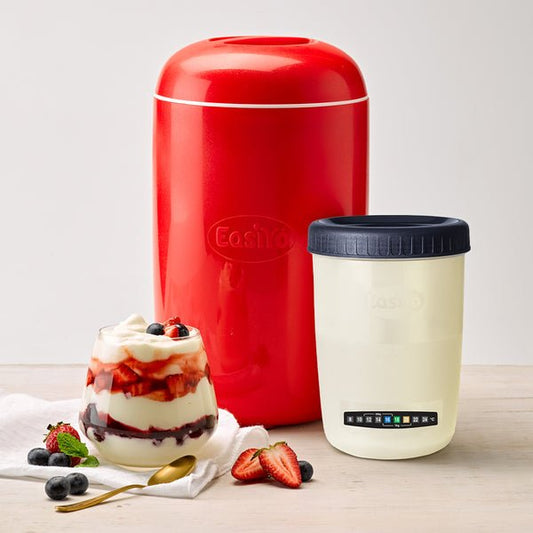EasiYo Yoghurt Maker Starter Pack Includes 4 Yoghurt Sachets Vanilla, Strawberry, Mango and Banana